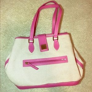 Dooney & Bourke Never used purse
